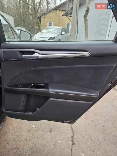 Седан Ford Fusion 2014 в Киеве фото 12 Седан Ford Fusion 2014 в Киеве