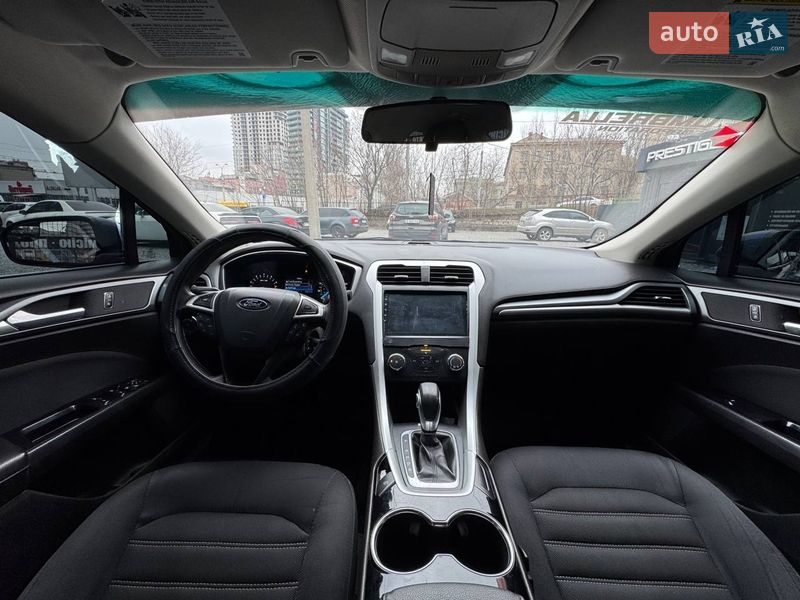 Седан Ford Fusion 2015 в Днепре
