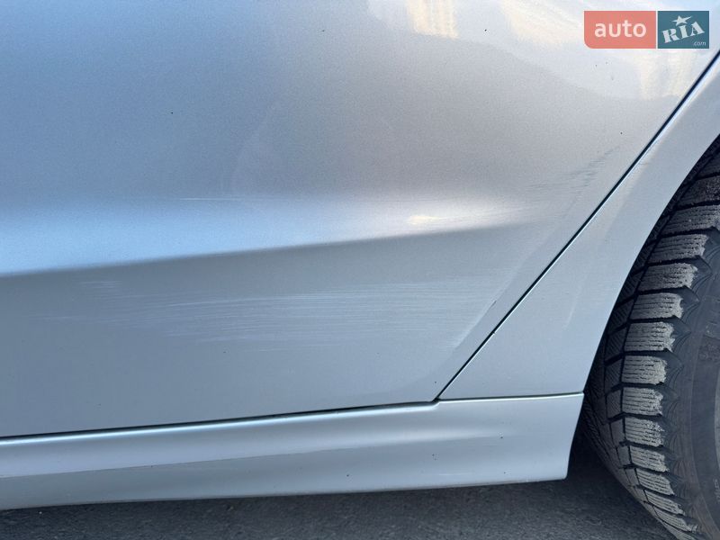 Седан Ford Fusion 2014 в Києві