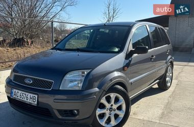 Хэтчбек Ford Fusion 2005 в Луцке