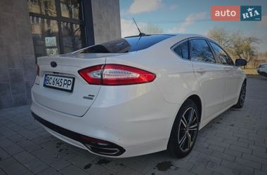 Седан Ford Fusion 2014 в Львове