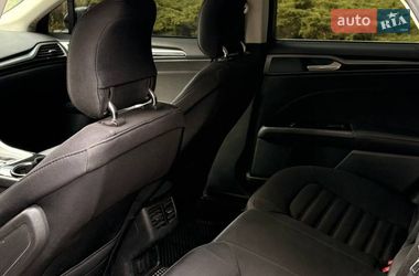 Седан Ford Fusion 2014 в Новомосковську