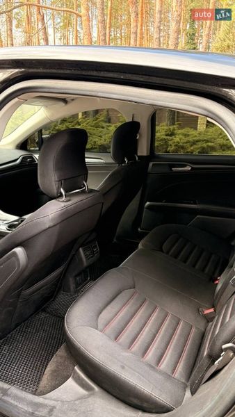 Седан Ford Fusion 2014 в Новомосковську