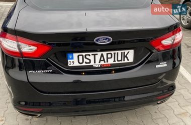 Седан Ford Fusion 2016 в Снятине
