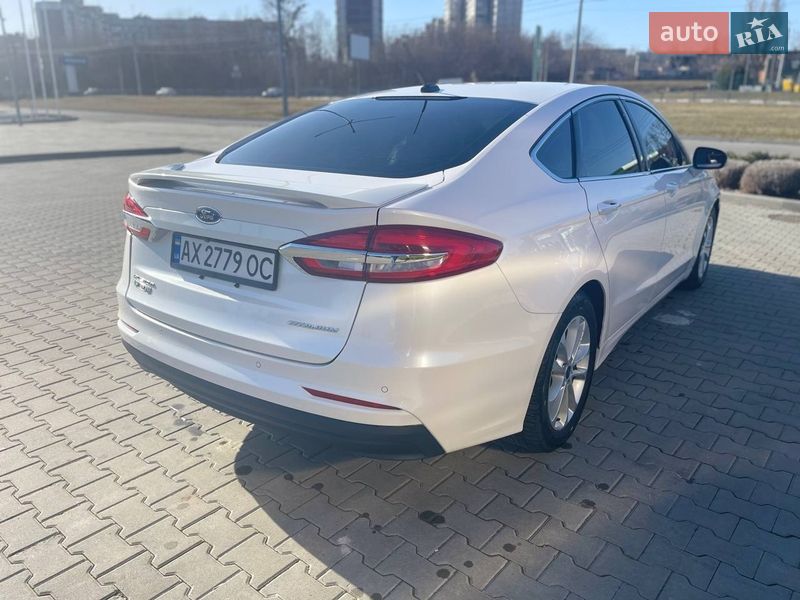 Седан Ford Fusion 2019 в Харькове