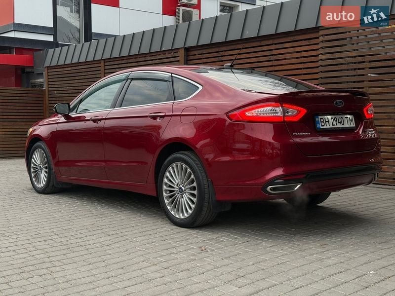 Седан Ford Fusion 2014 в Одесі