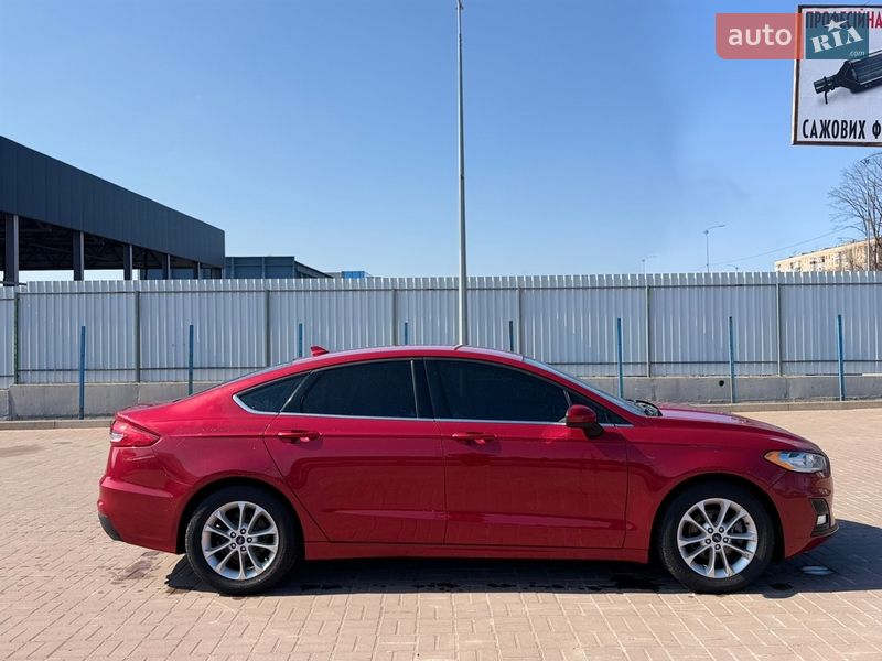 Седан Ford Fusion 2019 в Полтаве