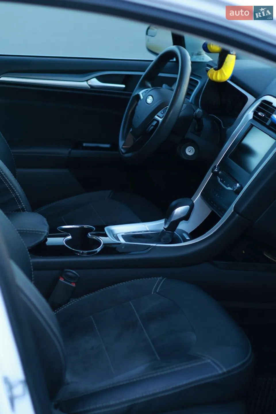 2016 Ford Fusion - мініатюра 28