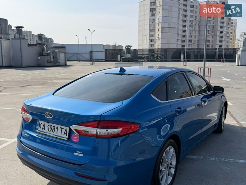 Седан Ford Fusion 2019 в Киеве