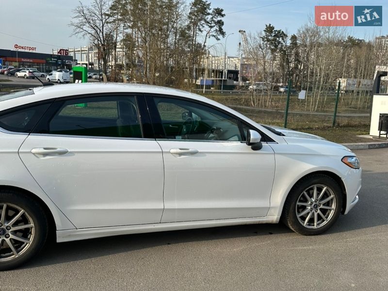 Седан Ford Fusion 2017 в Ірпені