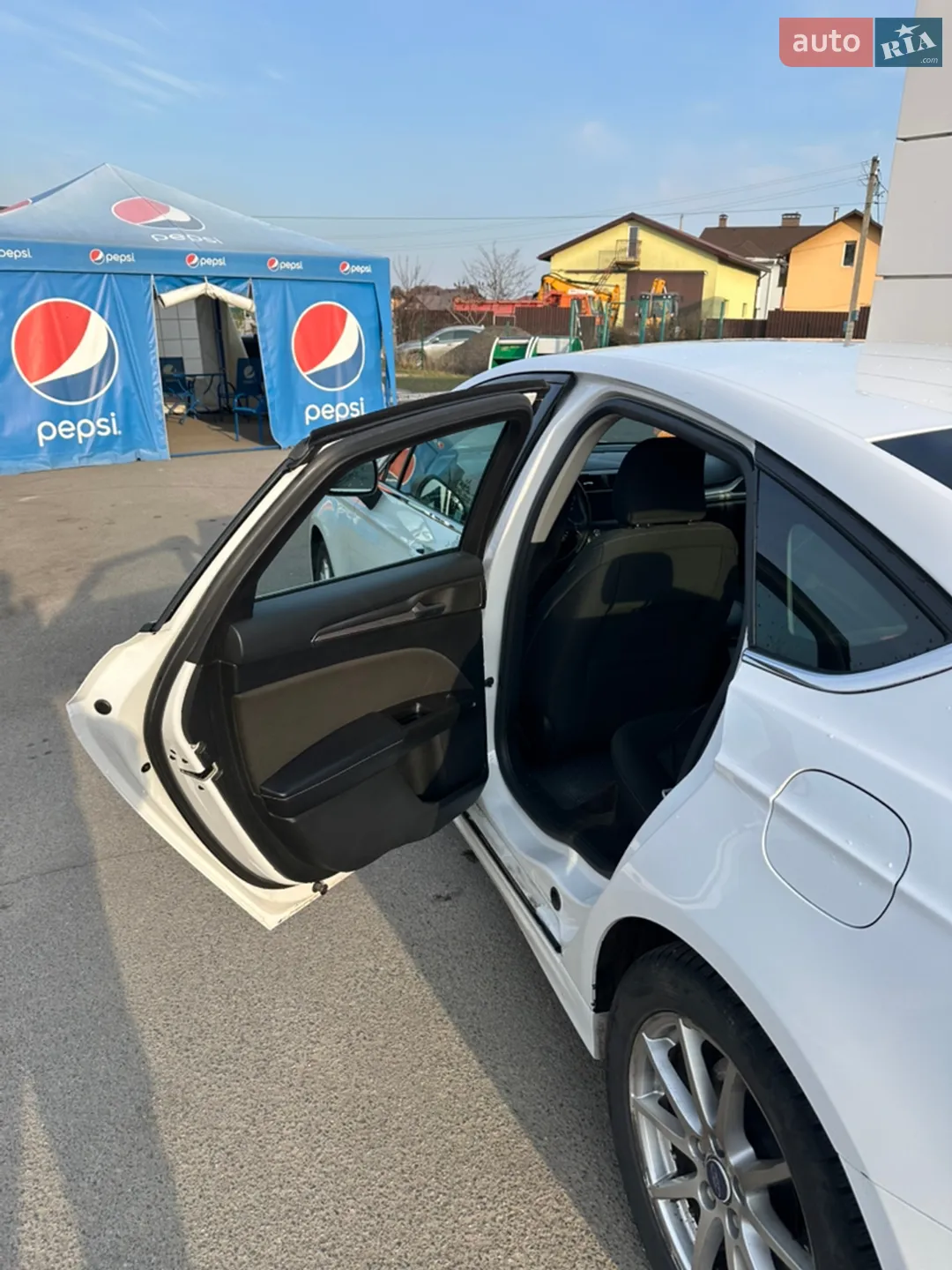 2017 Ford Fusion - мініатюра 18