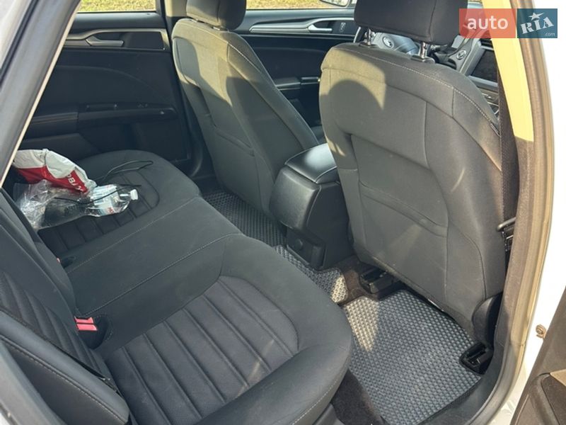 Седан Ford Fusion 2017 в Ірпені