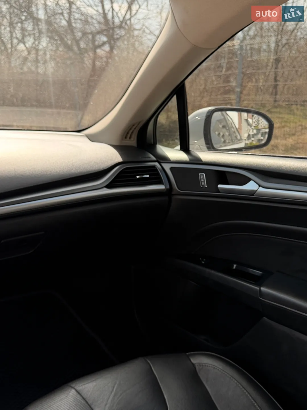 2013 Ford Fusion - мініатюра 26