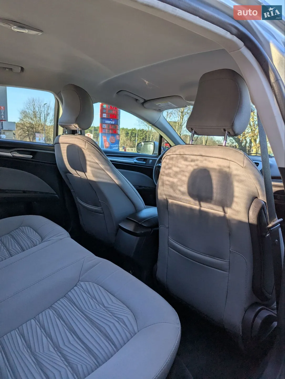 2016 Ford Fusion - мініатюра 16