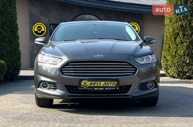 Седан Ford Fusion 2015 в Львове