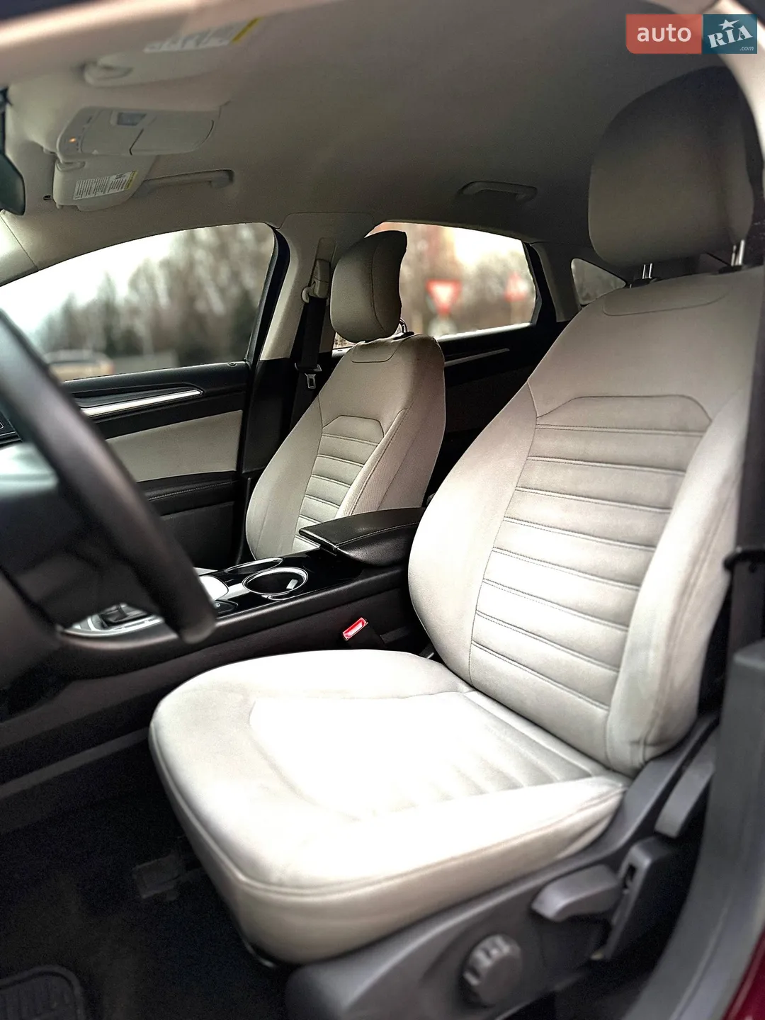 2013 Ford Fusion - мініатюра 21