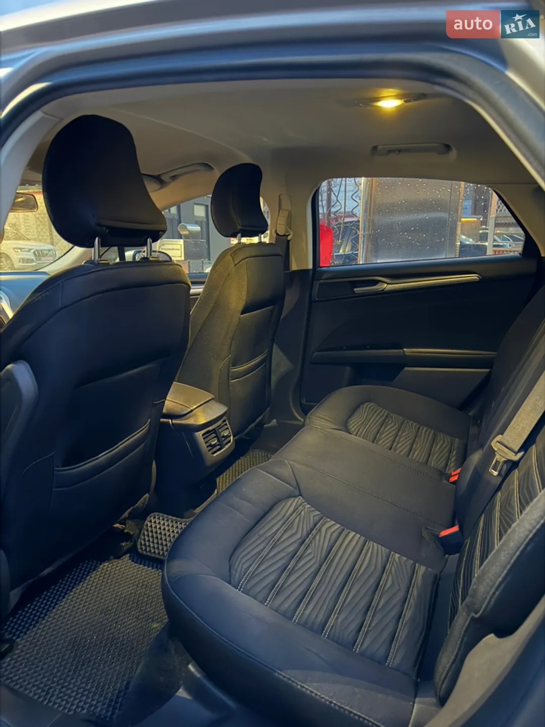 2016 Ford Fusion - мініатюра 11