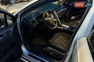 Седан Ford Fusion 2016 в Тернополі