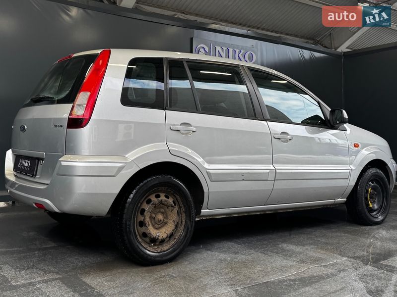 Хэтчбек Ford Fusion 2011 в Киеве