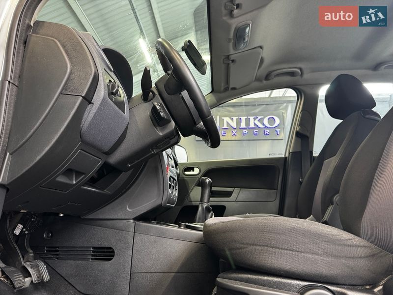 Хэтчбек Ford Fusion 2011 в Киеве