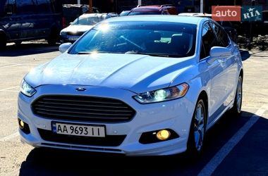 Седан Ford Fusion 2015 в Киеве