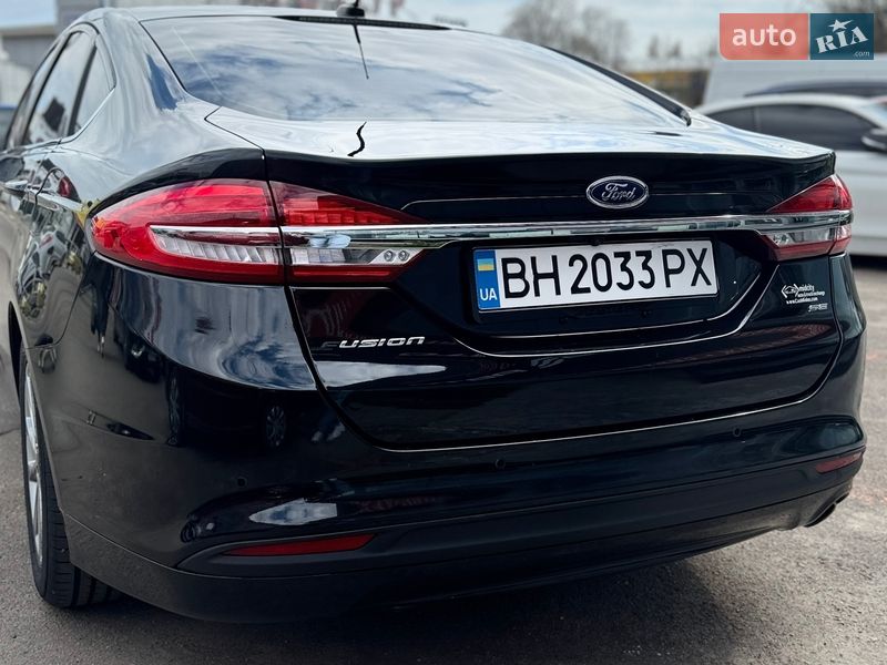 Седан Ford Fusion 2017 в Одесі