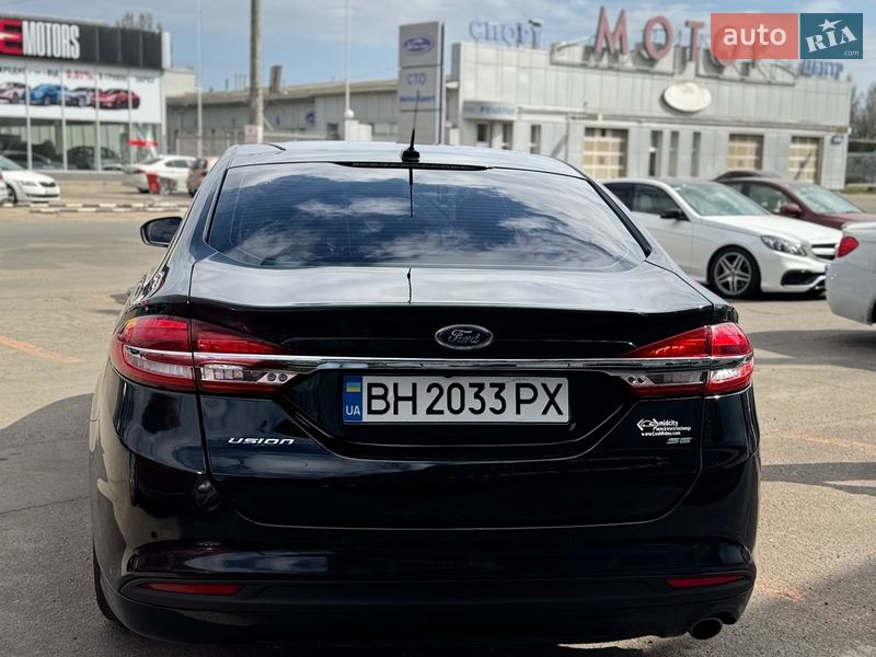 Седан Ford Fusion 2017 в Одесі