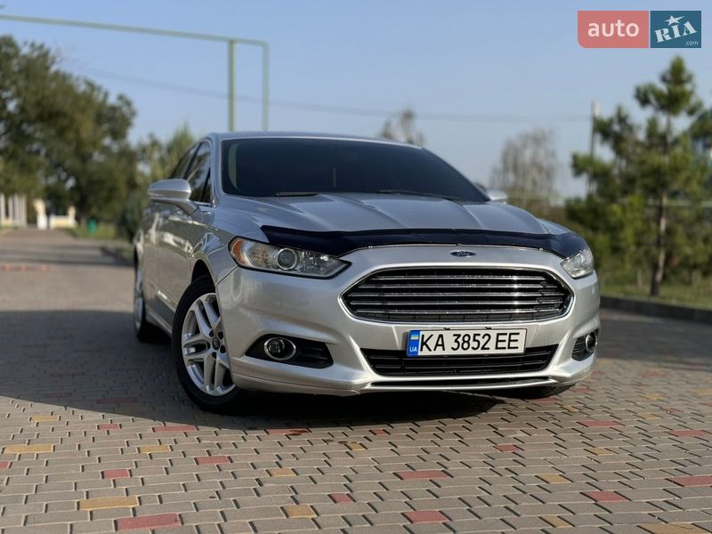 Седан Ford Fusion 2013 в Измаиле