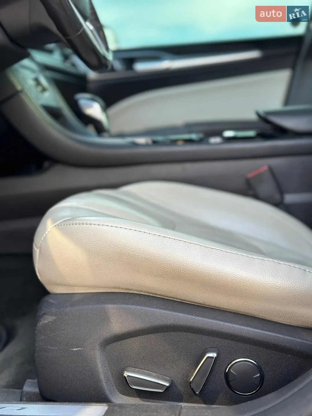 2015 Ford Fusion - мініатюра 23