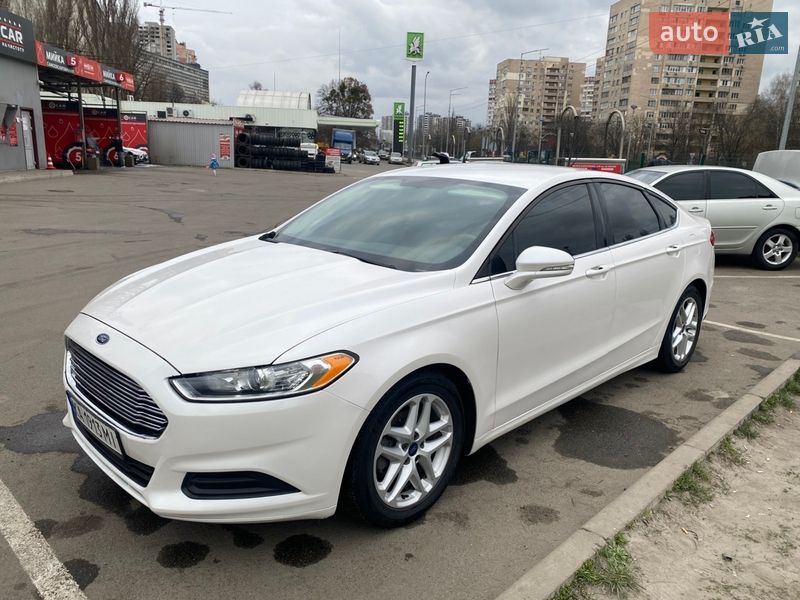 Ford Fusion 2016