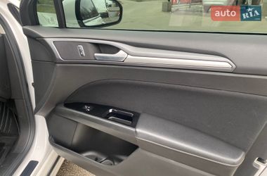 Седан Ford Fusion 2016 в Києві