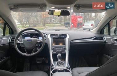 Седан Ford Fusion 2016 в Києві