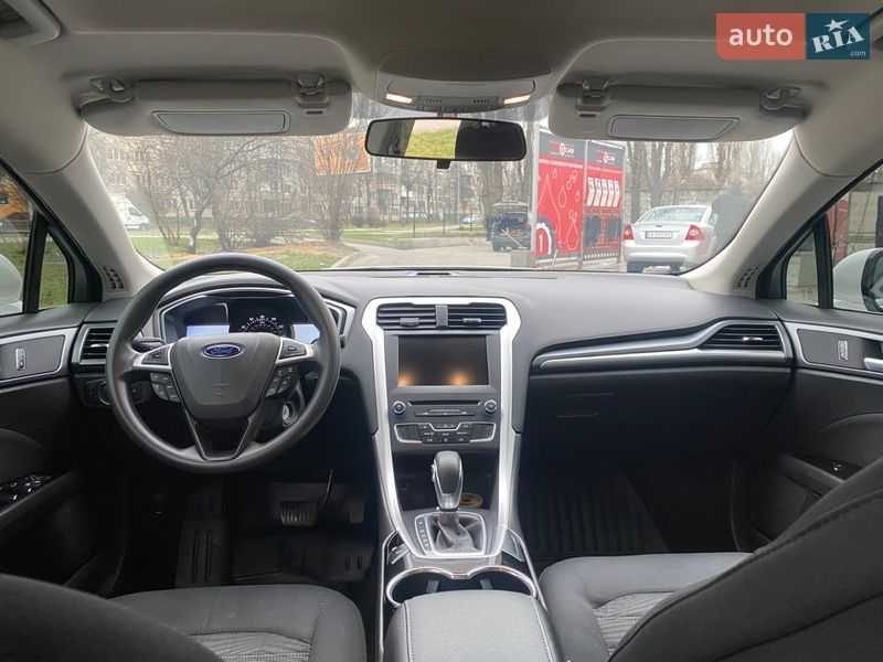 Седан Ford Fusion 2016 в Києві