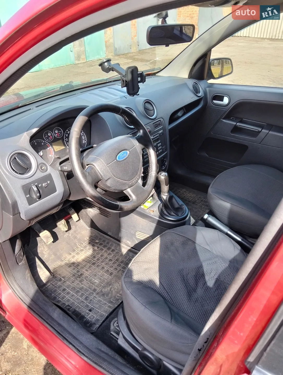 Ford Fusion 2008 VIN WF0UXXGAJU8A56880 фото оголошення 7 з 19