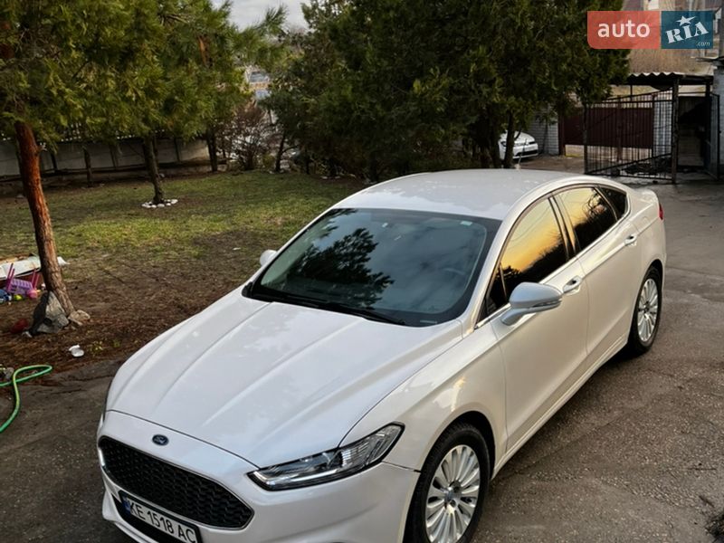 Седан Ford Fusion 2013 в Днепре