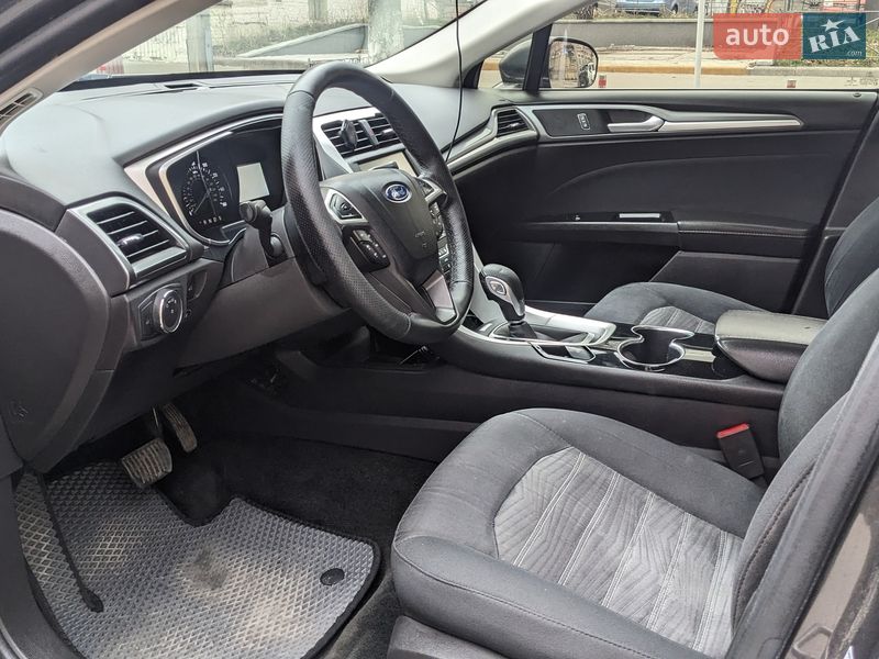 Седан Ford Fusion 2015 в Киеве фото 16 Седан Ford Fusion 2015 в Киеве