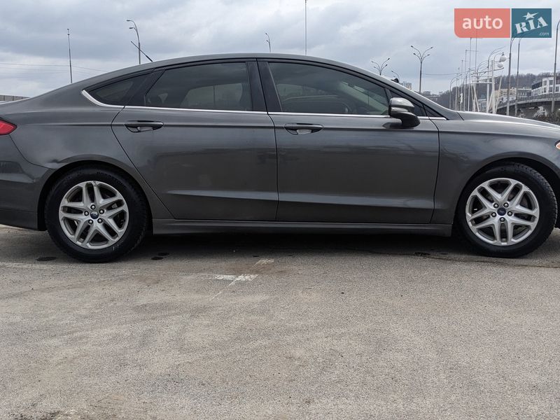 Седан Ford Fusion 2015 в Киеве фото 7 Седан Ford Fusion 2015 в Киеве