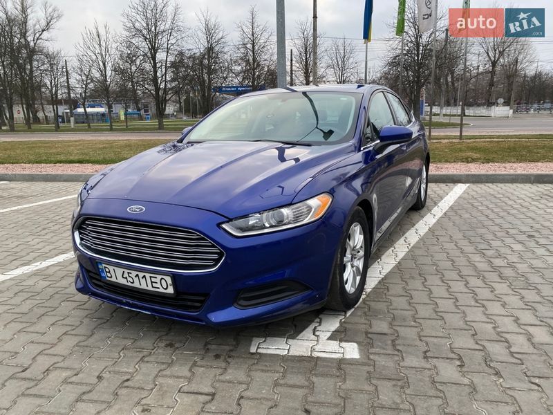 Седан Ford Fusion 2015 в Кременчуге