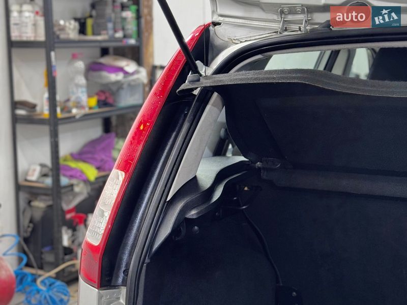 Хэтчбек Ford Fusion 2007 в Стрые