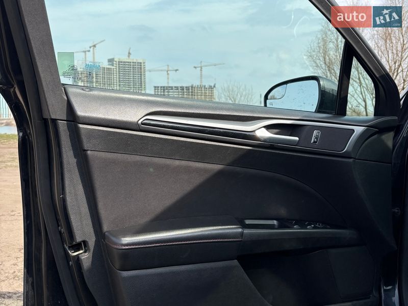 Седан Ford Fusion 2014 в Киеве