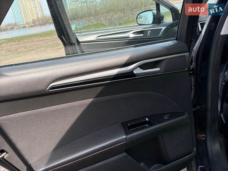 Седан Ford Fusion 2014 в Киеве