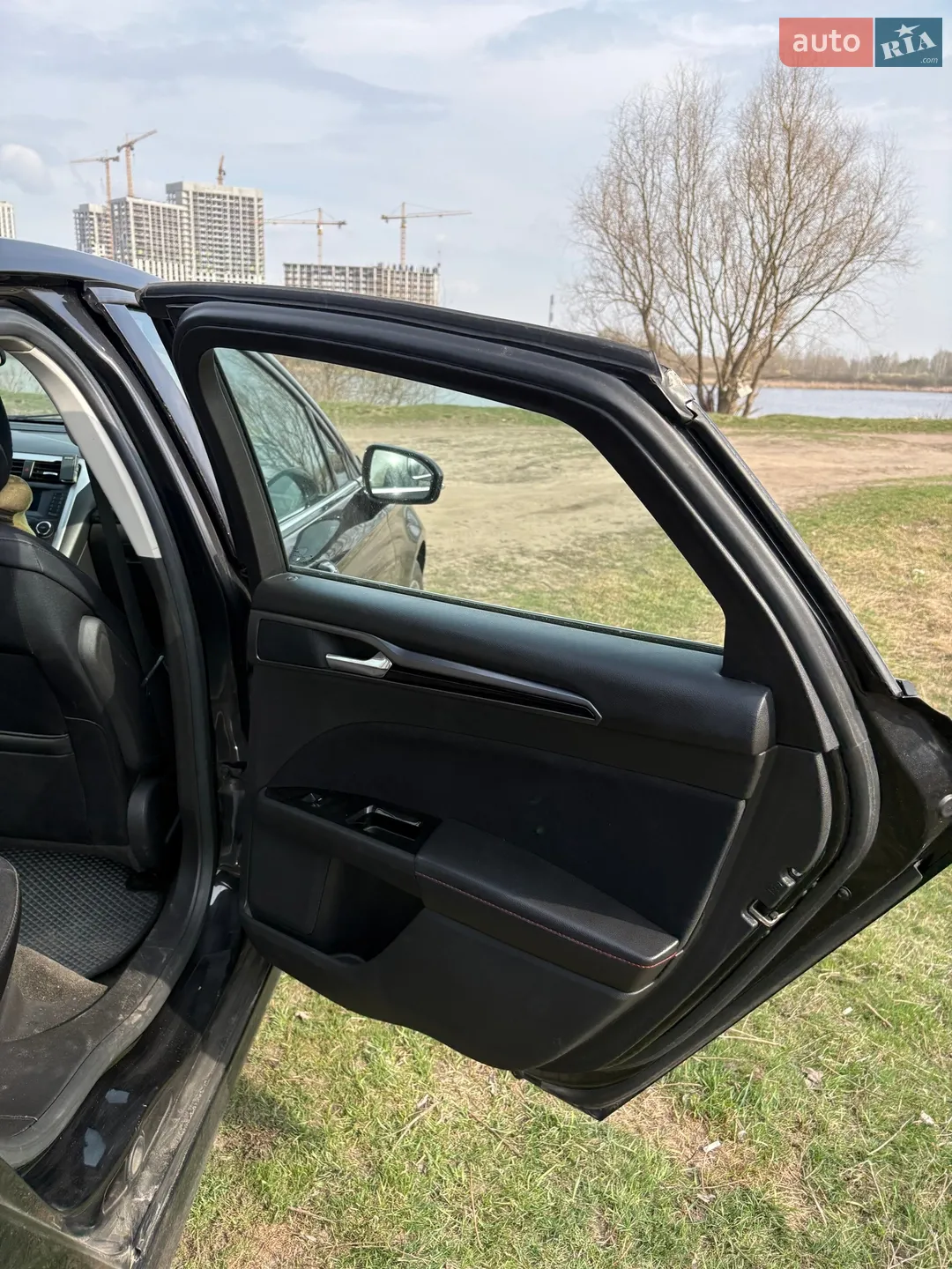 2014 Ford Fusion - мініатюра 23