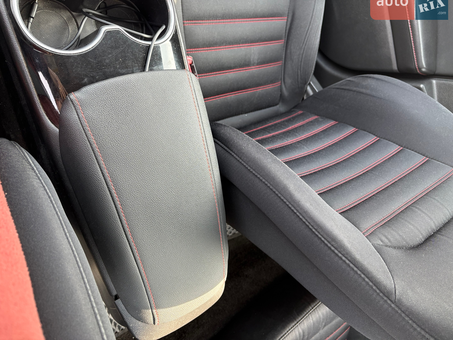 2014 Ford Fusion - мініатюра 28