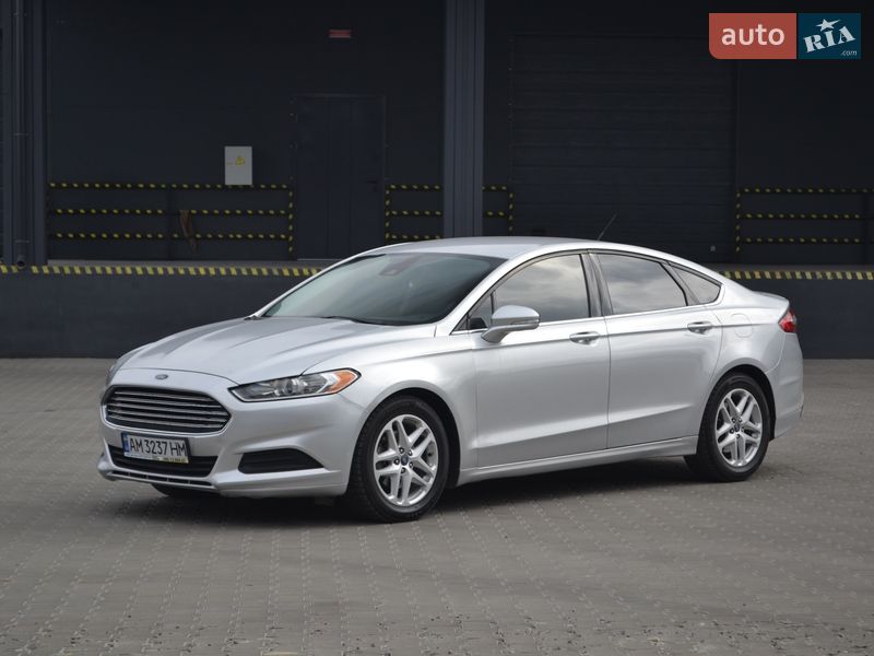 Седан Ford Fusion 2016 в Житомирі