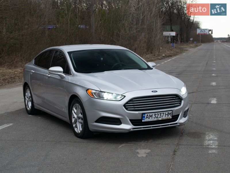 Седан Ford Fusion 2016 в Житомирі