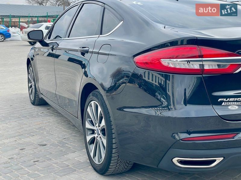 Седан Ford Fusion 2019 в Житомире