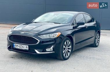 Седан Ford Fusion 2019 в Житомире