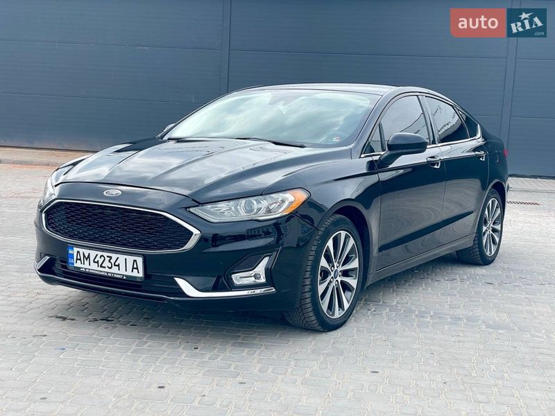 Седан Ford Fusion 2019 в Житомире