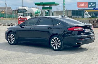 Седан Ford Fusion 2019 в Житомире