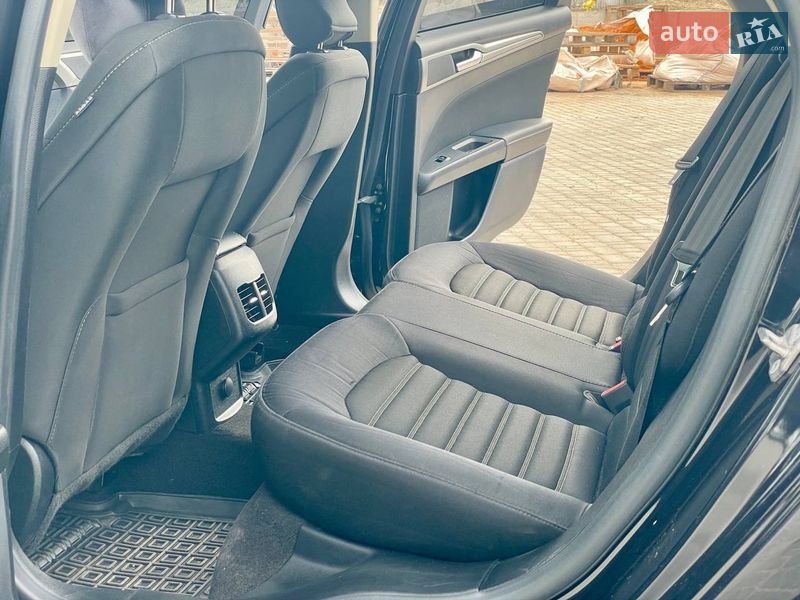 Седан Ford Fusion 2019 в Житомире